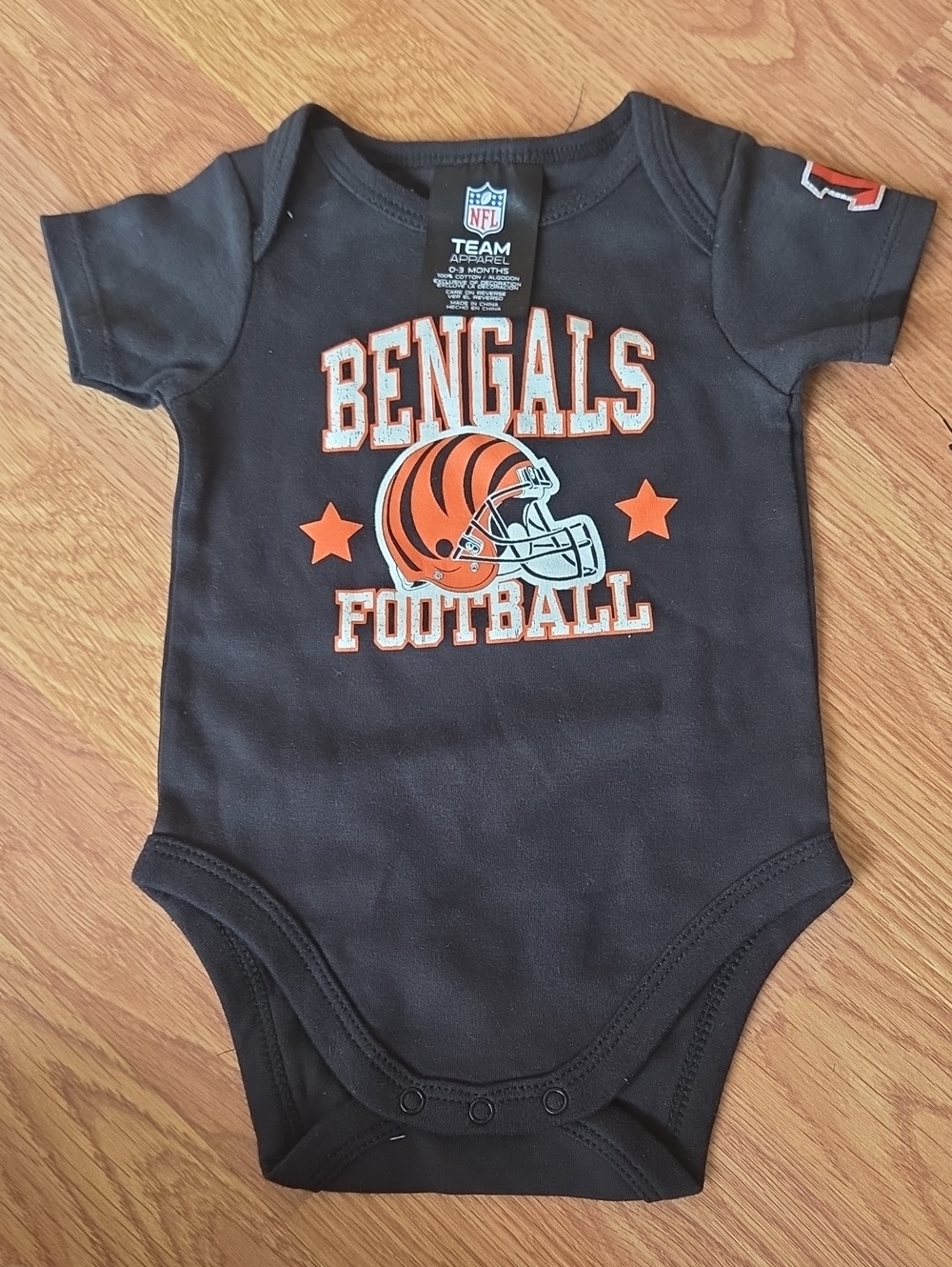 NFL Cincinnati Bengals Baby 0-3M Bodysuit Short Sleeves Football